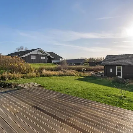 2 Bedroom Gorgeous In Haarby * Brunshuse