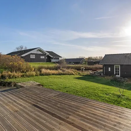 2 Bedroom Gorgeous In Haarby Holiday home *
