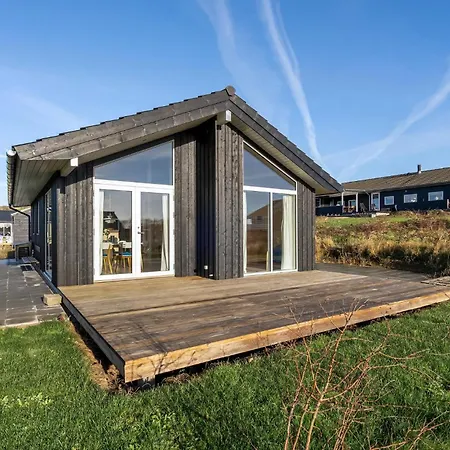 2 Bedroom Gorgeous In Haarby * Brunshuse