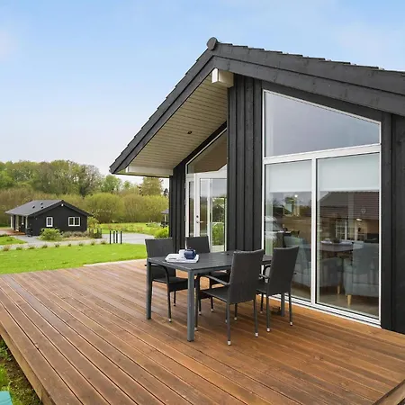 2 Bedroom Gorgeous In Haarby Feriehus